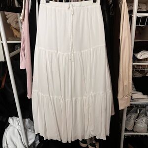 Elegant White Maxi Skirt